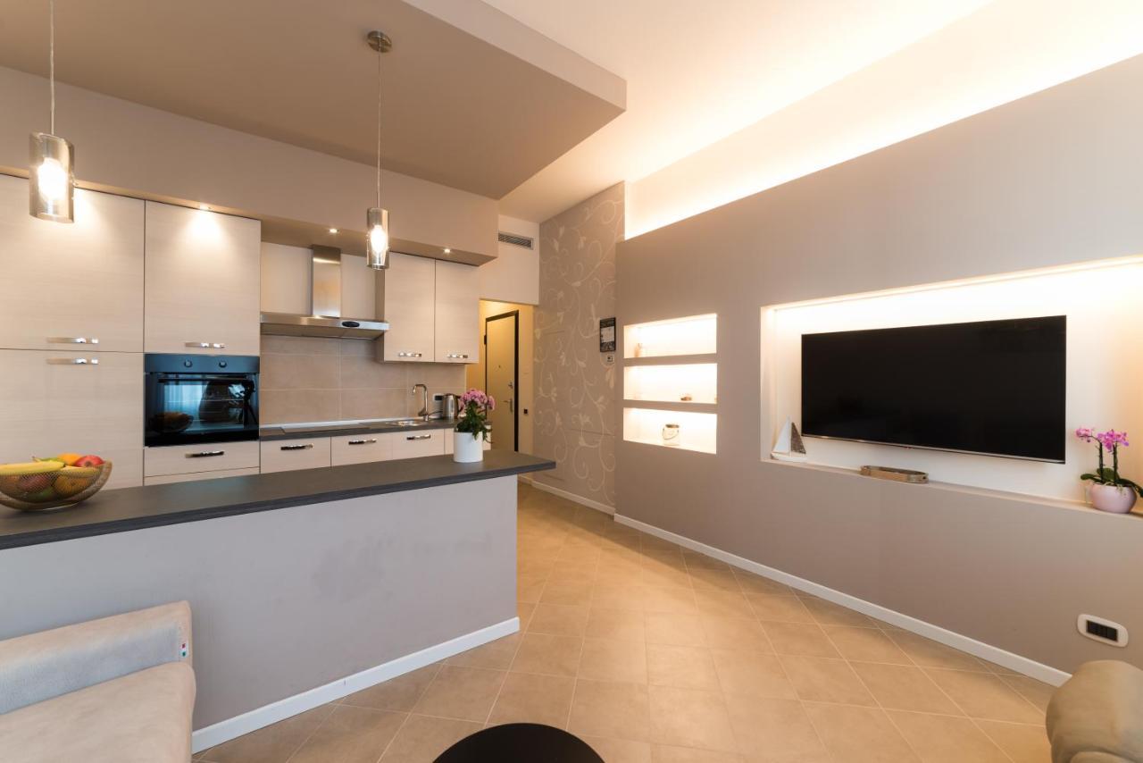 Dv Garda Suite Campione del Garda Exterior foto