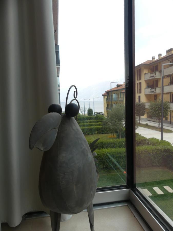 Dv Garda Suite Campione del Garda Exterior foto
